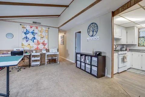 4555 Underwood Dr, Redding, CA 96003 photo 15