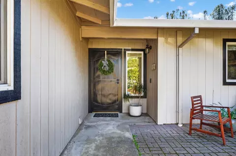 953 Oakmont Dr, Redding, CA 96003 photo 7
