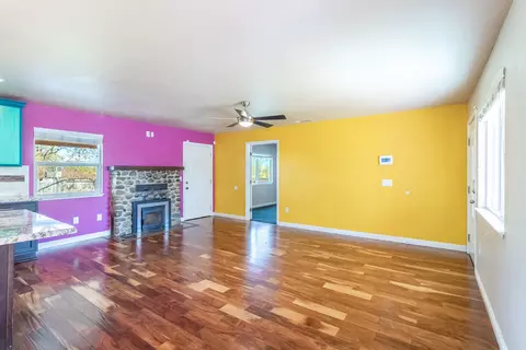 Living - 581 N Boulder Dr, Redding, CA 96003 photo 3 of 4