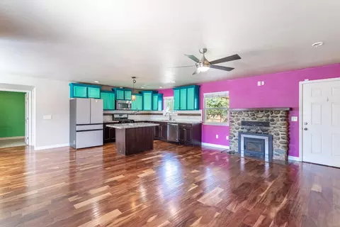 Living - 581 N Boulder Dr, Redding, CA 96003 photo 4 of 4