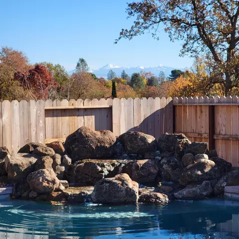 Exterior - 581 N Boulder Dr, Redding, CA 96003 photo 2 of 14