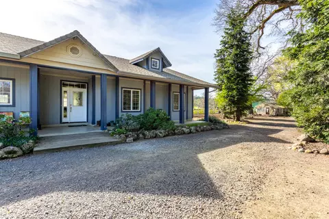Exterior - 11847 Oak Run Rd, Oak Run, CA 96069 photo 1 of 11