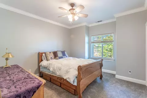 Bedroom - 11847 Oak Run Rd, Oak Run, CA 96069 photo 3 of 5
