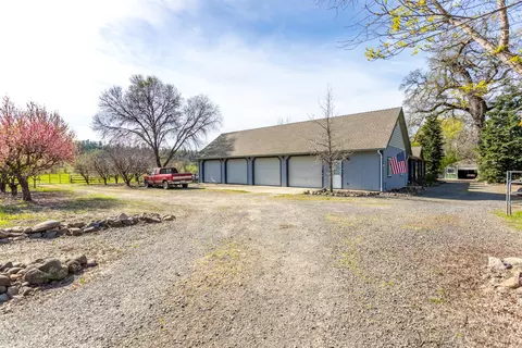 Exterior - 11847 Oak Run Rd, Oak Run, CA 96069 photo 4 of 11