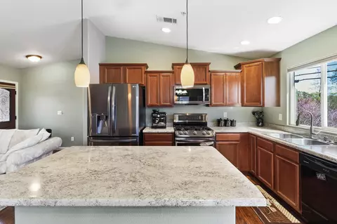 Kitchen - 3297 Bridgewater Ct, Redding, CA 96003 photo 2 of 2