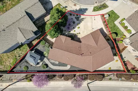 View/Area - 3297 Bridgewater Ct, Redding, CA 96003 photo 1 of 3