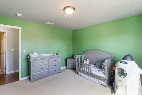 Bedroom - 3297 Bridgewater Ct, Redding, CA 96003 photo 5 of 9