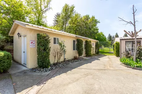 Exterior - 22425 Brent Rd, Red Bluff, CA 96080 photo 5 of 22