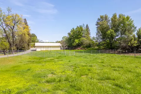 Exterior - 22425 Brent Rd, Red Bluff, CA 96080 photo 20 of 22