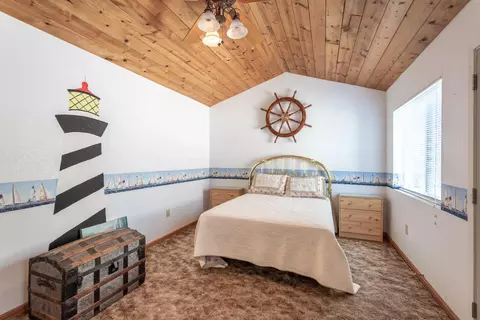 Bedroom - 22425 Brent Rd, Red Bluff, CA 96080 photo 5 of 5