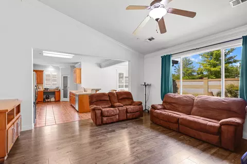 Living - 938 Leisha Ln, Redding, CA 96001 photo 4 of 4