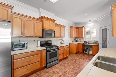 Kitchen - 938 Leisha Ln, Redding, CA 96001 photo 1 of 3