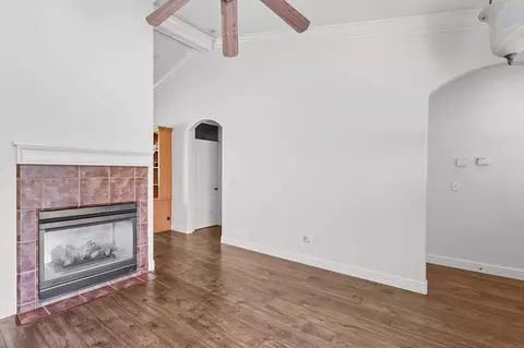 Living - 938 Leisha Ln, Redding, CA 96001 photo 1 of 4