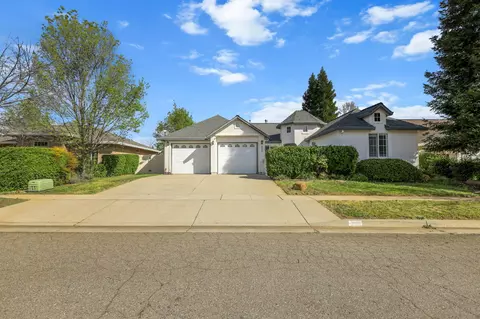 Exterior - 938 Leisha Ln, Redding, CA 96001 photo 7 of 7