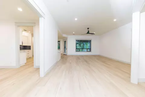 Living - 14765 Molluc Dr, Red Bluff, CA 96080 photo 2 of 3