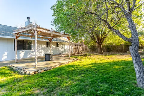 Exterior - 5782 Old Barn Way, Redding, CA 96001 photo 12 of 13
