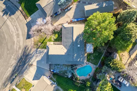 View/Area - 5782 Old Barn Way, Redding, CA 96001 photo 1 of 1