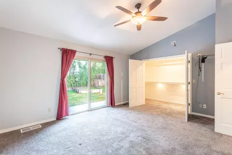 Bedroom - 500 Seavy Ct, Redding, CA 96001 photo 4 of 4