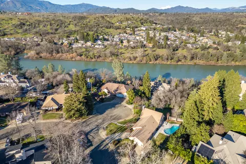 View/Area - 500 Seavy Ct, Redding, CA 96001 photo 3 of 7