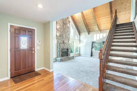 Entry Way - 500 Seavy Ct, Redding, CA 96001 photo 1 of 1