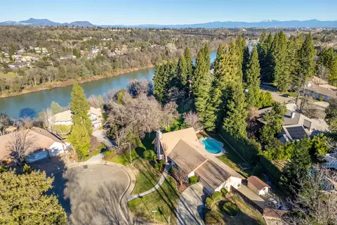 View/Area - 500 Seavy Ct, Redding, CA 96001 photo 1 of 7