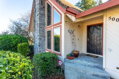 Exterior - 500 Seavy Ct, Redding, CA 96001 photo 10 of 21