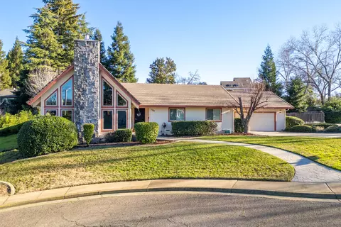 Exterior - 500 Seavy Ct, Redding, CA 96001 photo 14 of 21