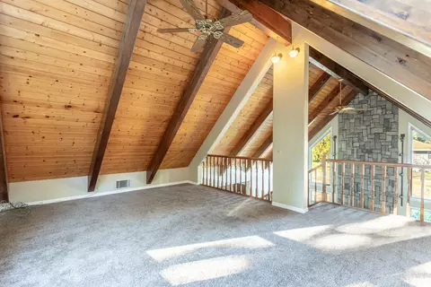 Living - 500 Seavy Ct, Redding, CA 96001 photo 4 of 4
