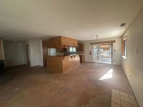 Living - 15912 Valhalla Dr, Oak Run, CA 96069 photo 4 of 6