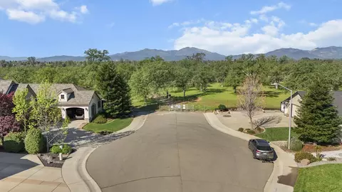 View/Area - 2110 Cadjew St, Redding, CA 96003 photo 3 of 6