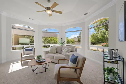 Living - 2110 Cadjew St, Redding, CA 96003 photo 1 of 3