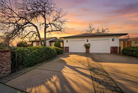 3672 Rosita Dr, Redding, CA 96001