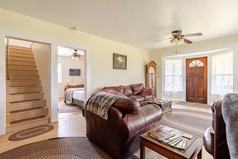 Living - 560100 Ca-139, Adin, CA 96006 photo 2 of 4