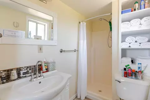 Bath - 560100 Ca-139, Adin, CA 96006 photo 4 of 4