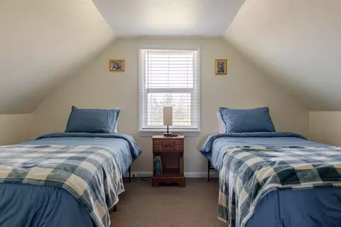 Bedroom - 560100 Ca-139, Adin, CA 96006 photo 1 of 6