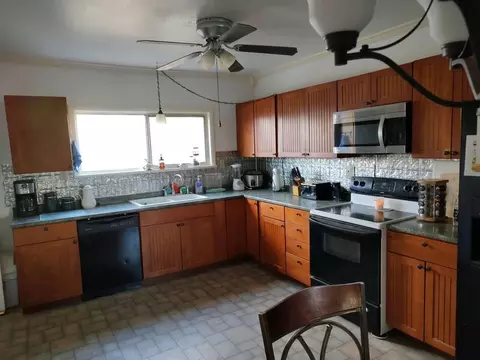 Kitchen - 560100 Ca-139, Adin, CA 96006 photo 3 of 4