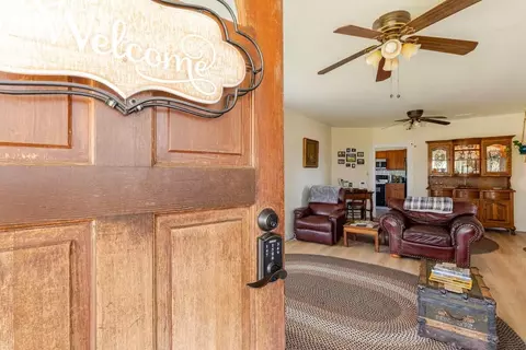 Entry Way - 560100 Ca-139, Adin, CA 96006 photo 1 of 1