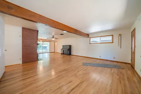 Living - 3081 Henderson Rd, Redding, CA 96002 photo 4 of 6