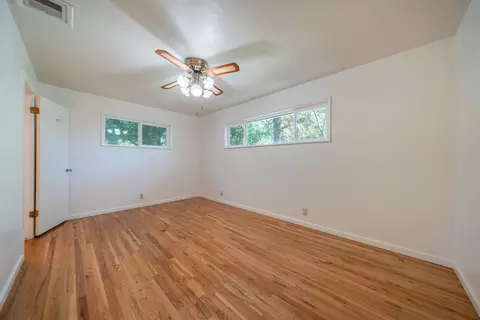 Bedroom - 3081 Henderson Rd, Redding, CA 96002 photo 5 of 5