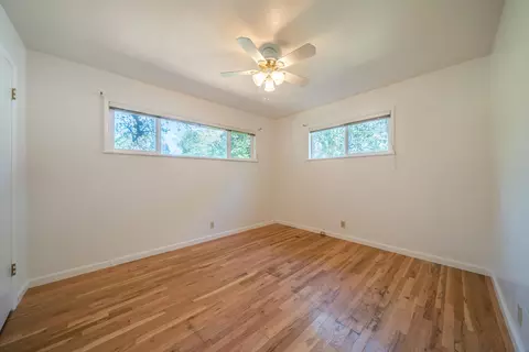 Bedroom - 3081 Henderson Rd, Redding, CA 96002 photo 3 of 5