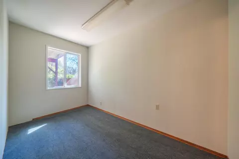 Bedroom - 3081 Henderson Rd, Redding, CA 96002 photo 4 of 5