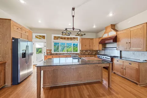 Kitchen - 15725 Horseless Carriage Dr, Redding, CA 96001 photo 2 of 6