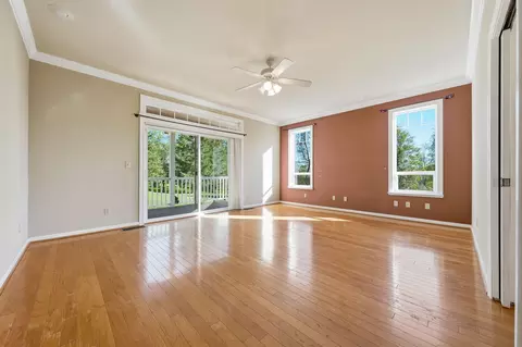 Living - 15725 Horseless Carriage Dr, Redding, CA 96001 photo 5 of 7