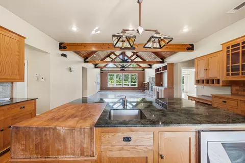 Kitchen - 15725 Horseless Carriage Dr, Redding, CA 96001 photo 6 of 6