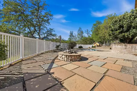 Exterior - 15725 Horseless Carriage Dr, Redding, CA 96001 photo 15 of 20
