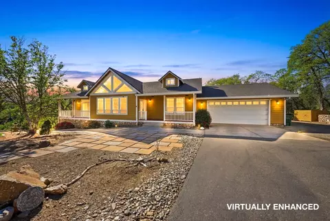 15725 Horseless Carriage Dr, Redding, CA 96001