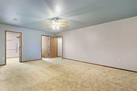 Bedroom - 4648 Dandelion Dr, Redding, CA 96002 photo 5 of 5