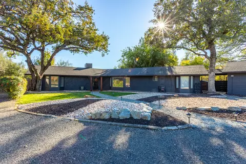 Exterior - 17063 Hawthorne Ave, Anderson, CA 96007 photo 5 of 23