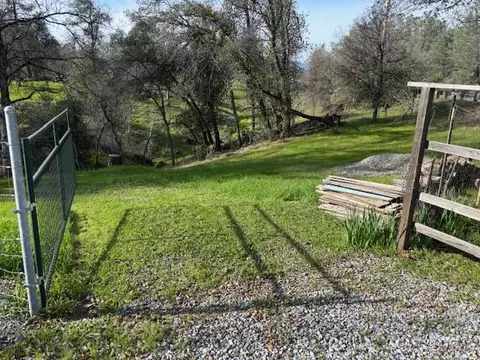 Exterior - 17063 Hawthorne Ave, Anderson, CA 96007 photo 22 of 23