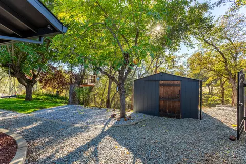 Exterior - 17063 Hawthorne Ave, Anderson, CA 96007 photo 16 of 23